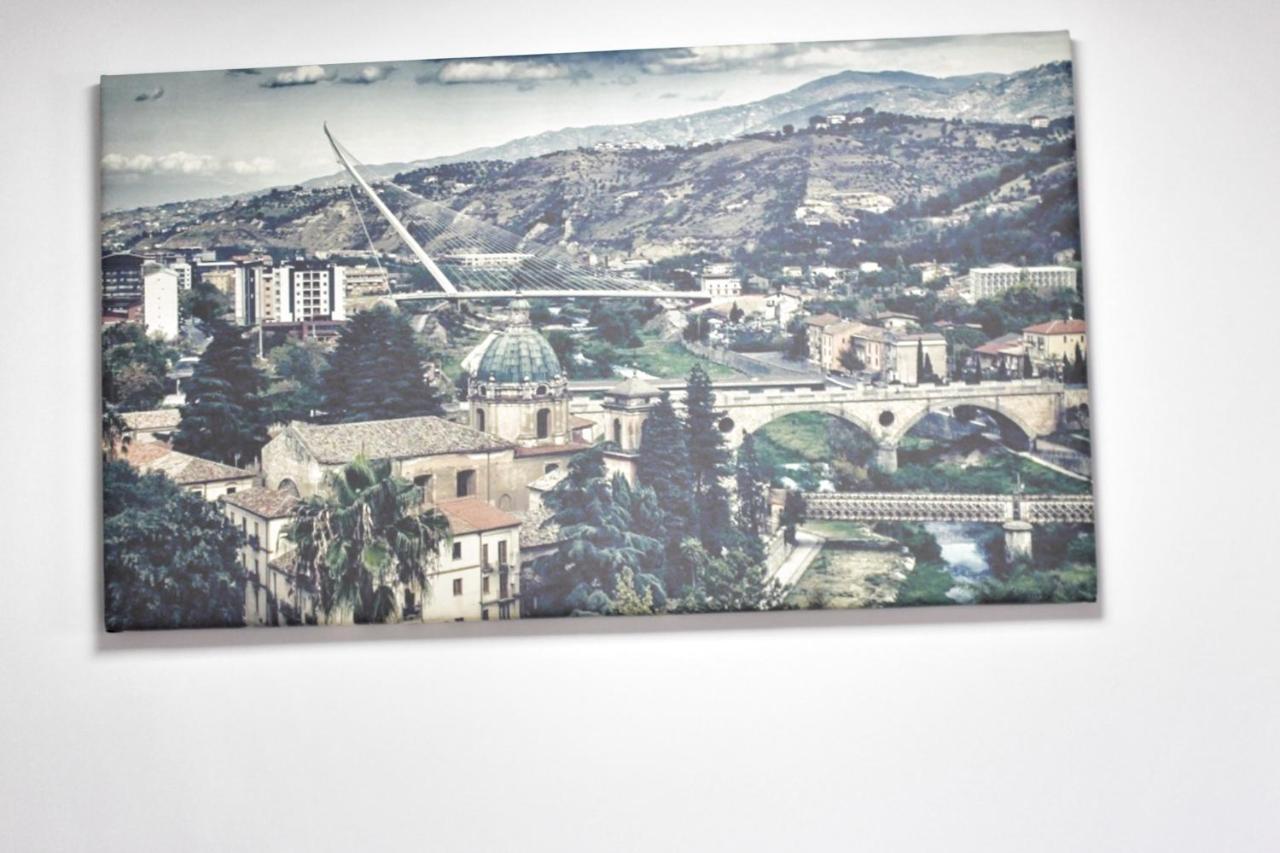 Cosenza Luxury Apartment Bagian luar foto