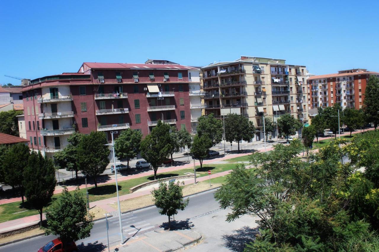 Cosenza Luxury Apartment Bagian luar foto