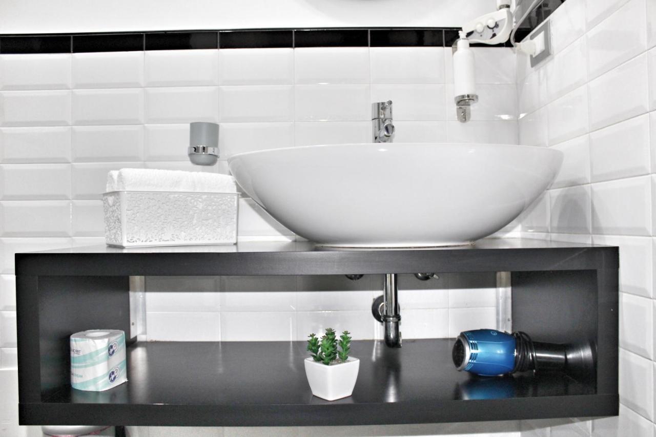 Cosenza Luxury Apartment Bagian luar foto