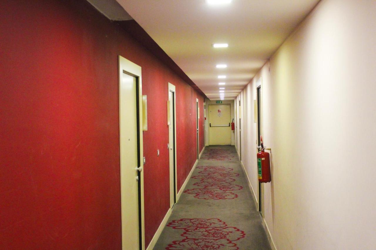 Cosenza Luxury Apartment Bagian luar foto