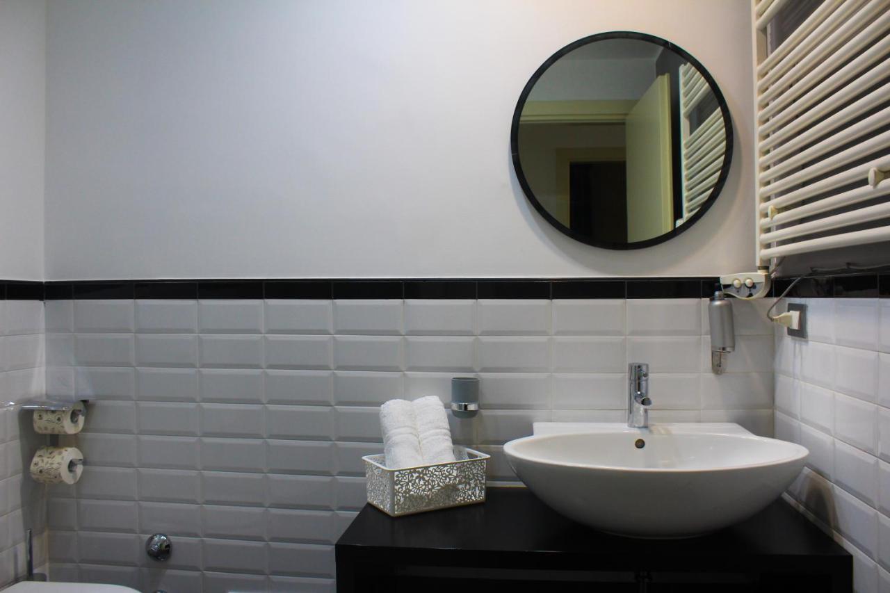 Cosenza Luxury Apartment Bagian luar foto
