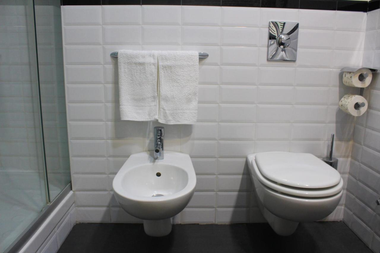 Cosenza Luxury Apartment Bagian luar foto