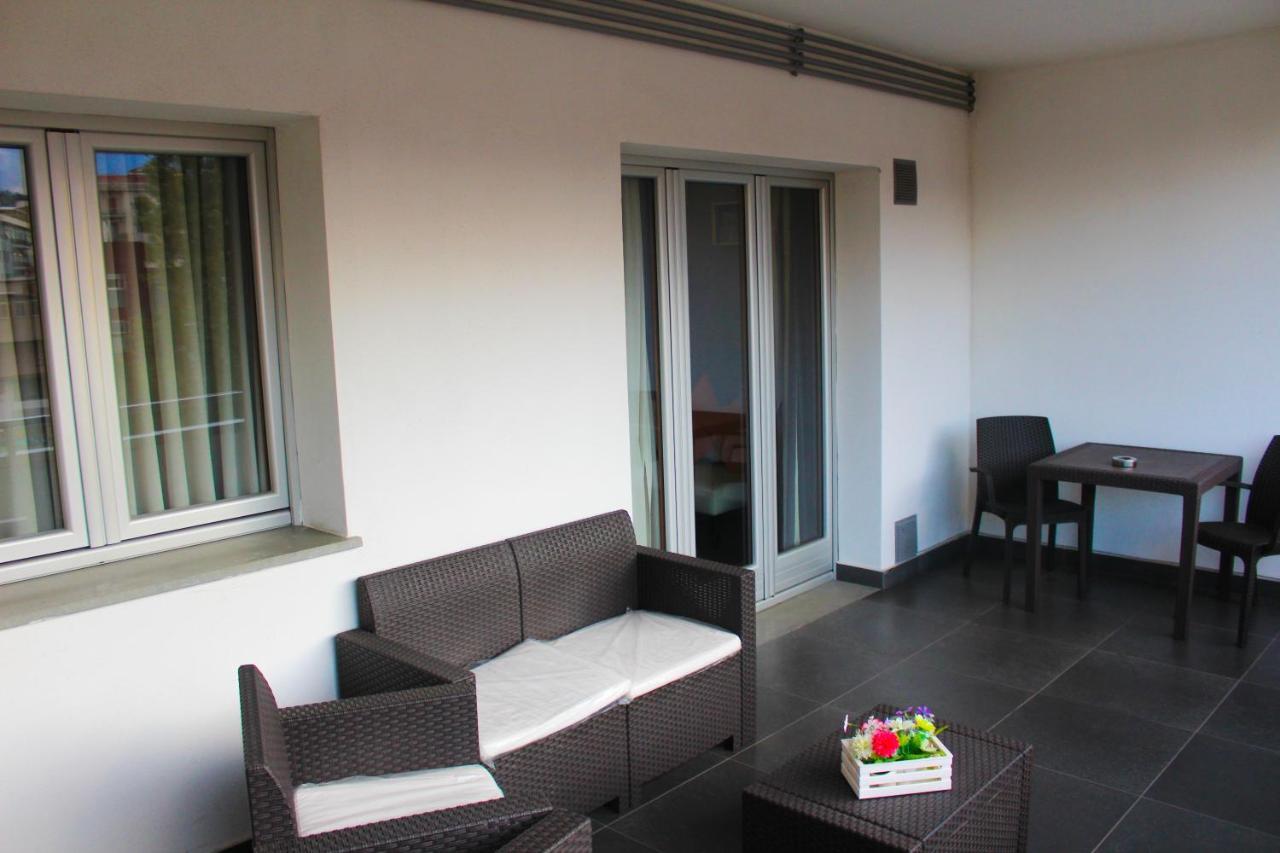 Cosenza Luxury Apartment Bagian luar foto