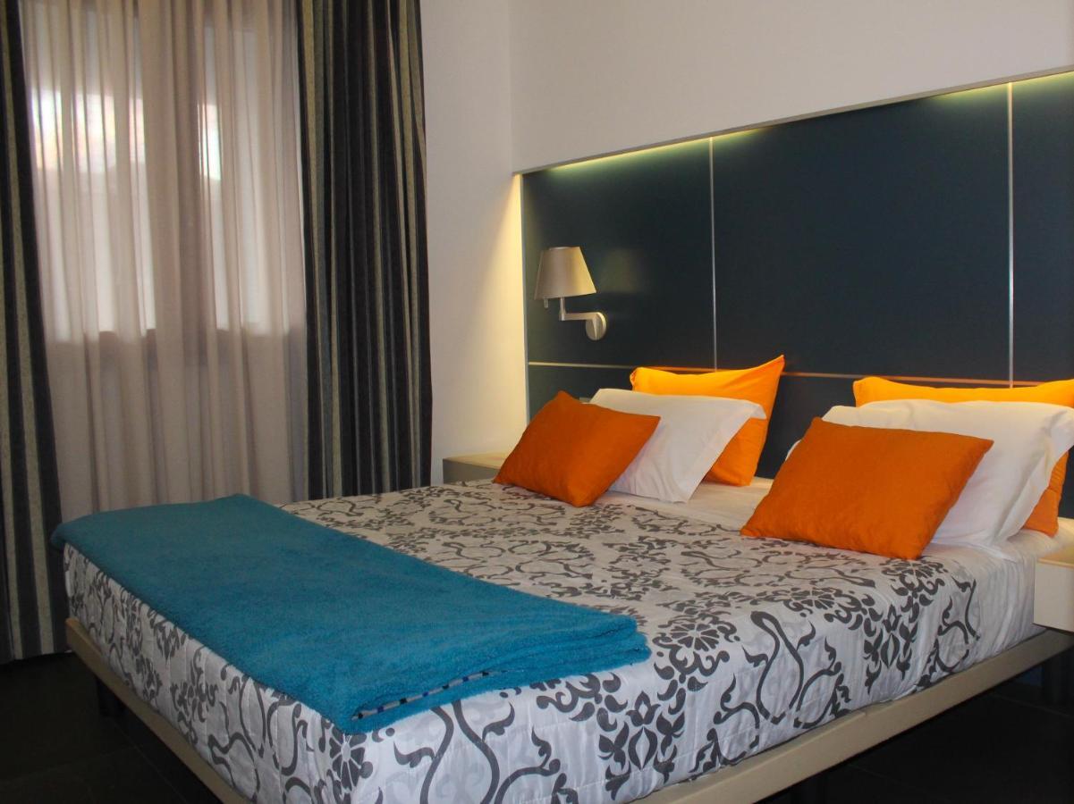 Cosenza Luxury Apartment Bagian luar foto