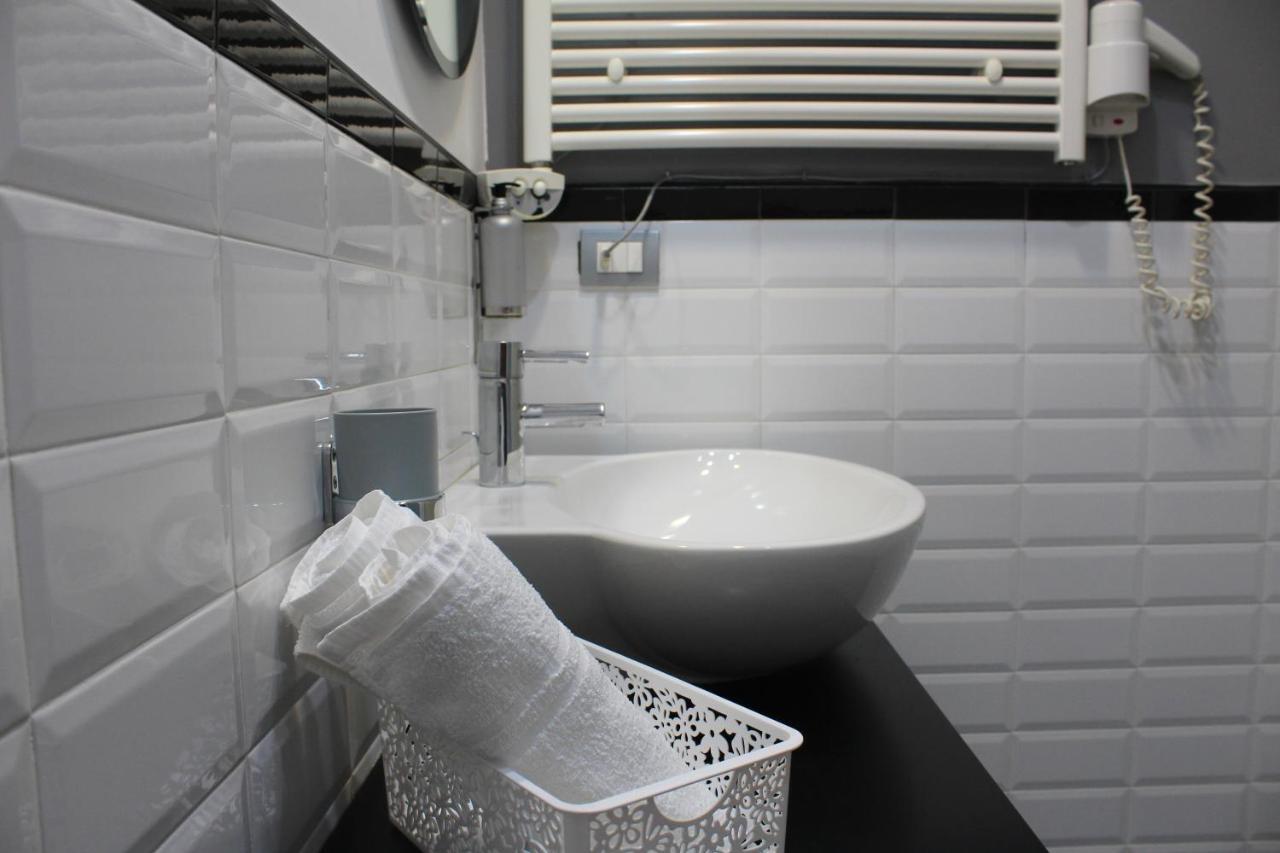Cosenza Luxury Apartment Bagian luar foto
